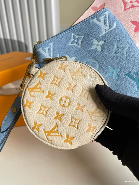 LOUIS POUCH NTRIO VUITTON 0806